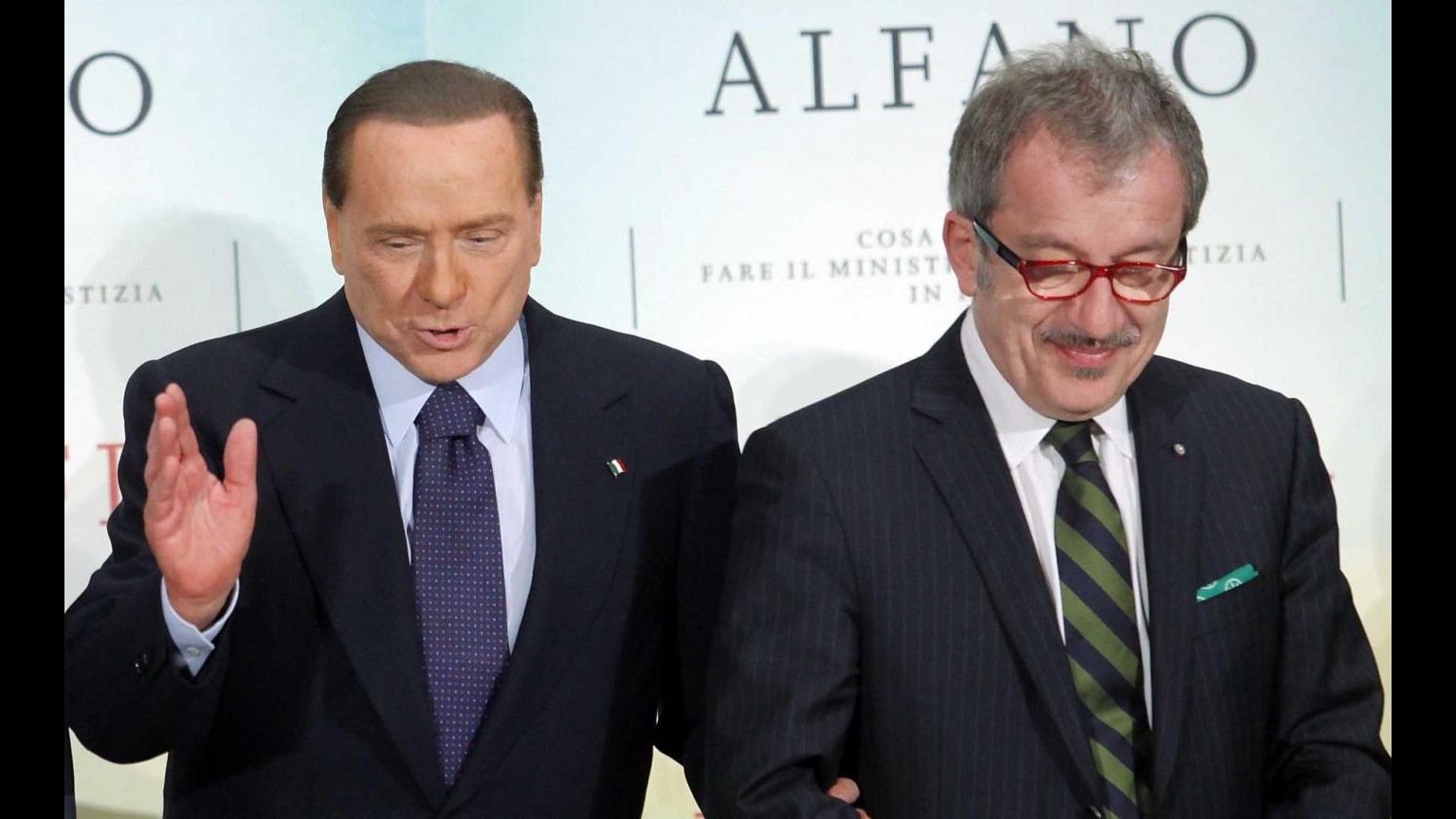 Elezioni, Maroni a Berlusconi: In Lombardia tocca a me, in Italia a te