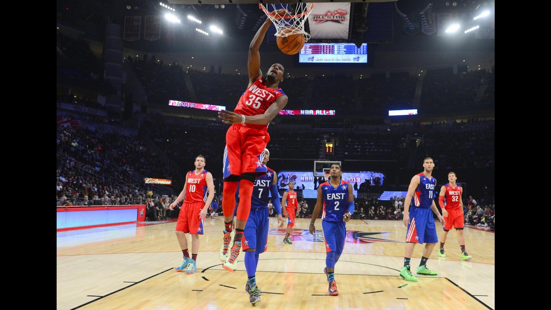 All Star Game Nba, Ovest-Est 143-138. Chris Paul eletto MVP