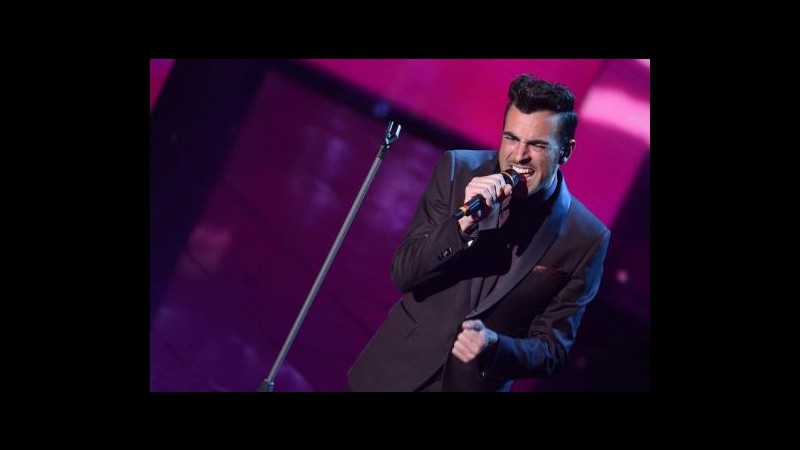 A Sanremo trionfa Marco Mengoni. Battuti Elio e i Modà