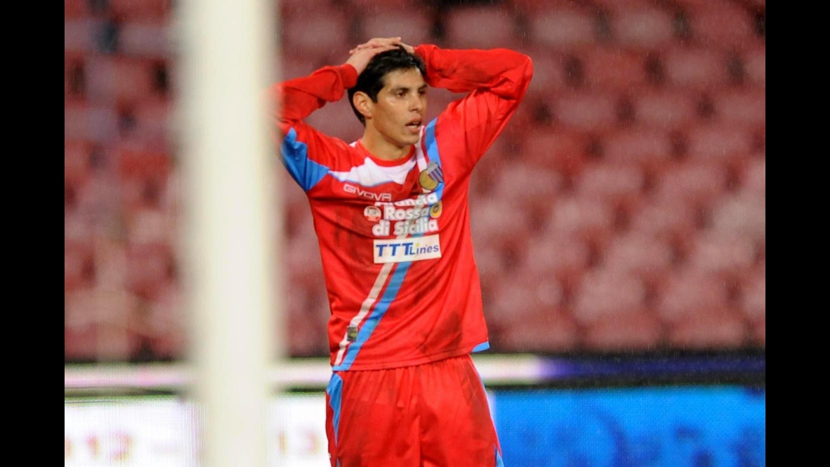 Catania, si ferma Barrientos. Recupero-lampo per Izco