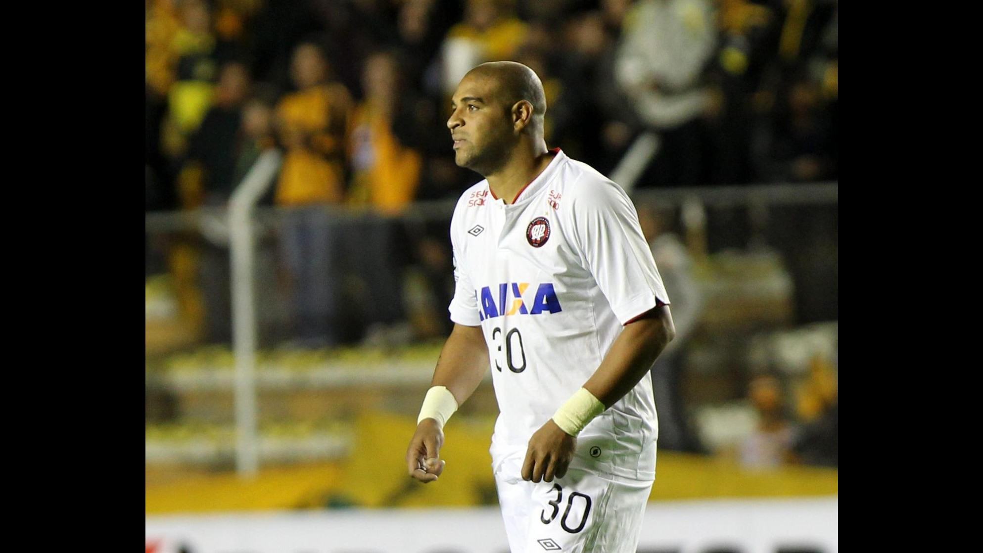Il solito Adriano: Atletico Paranaense lo caccia dopo sole quattro partite
