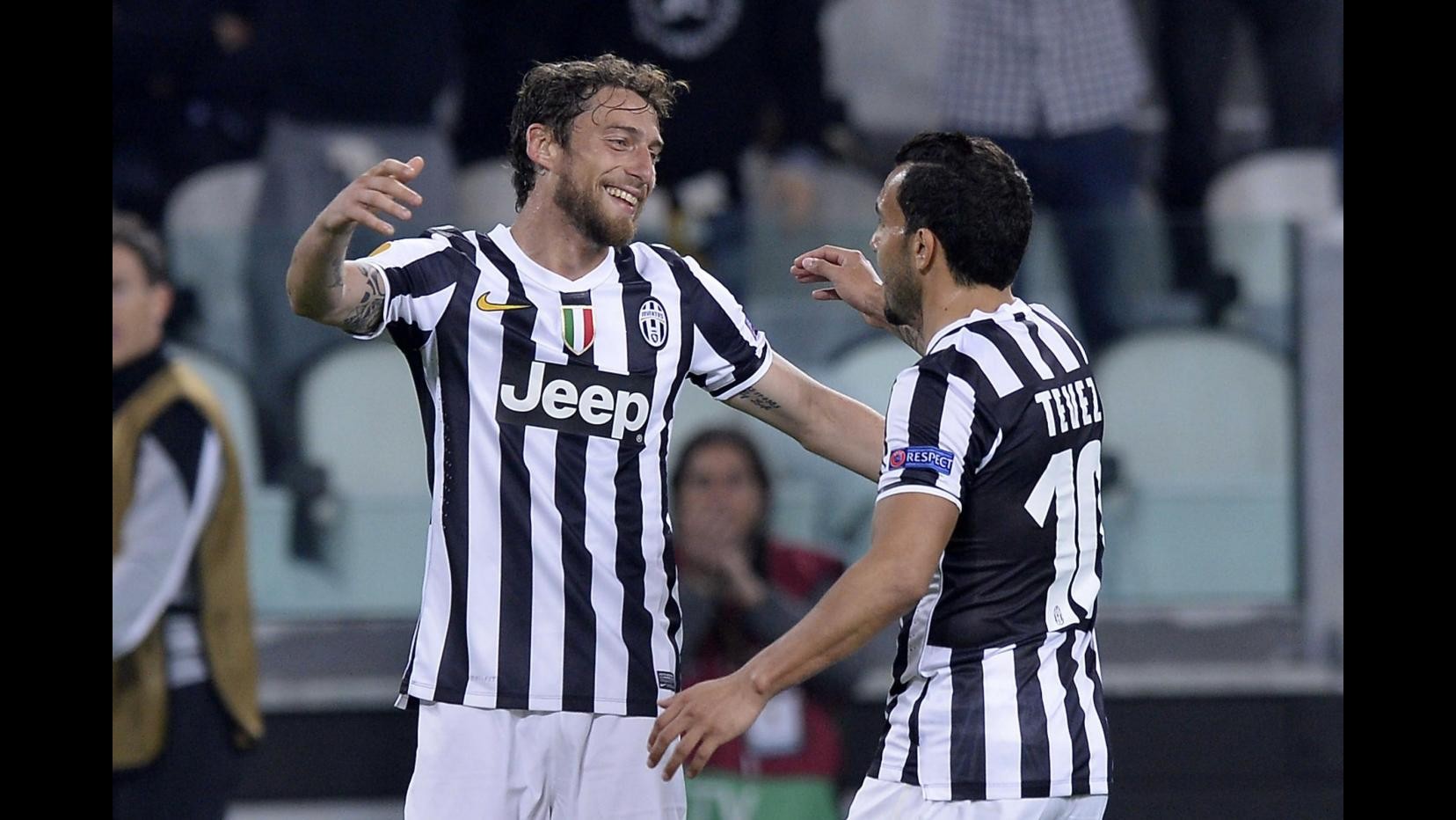 Europa League, Juventus  vola in semifinale: 2-1 al Lione, ma quanta fatica