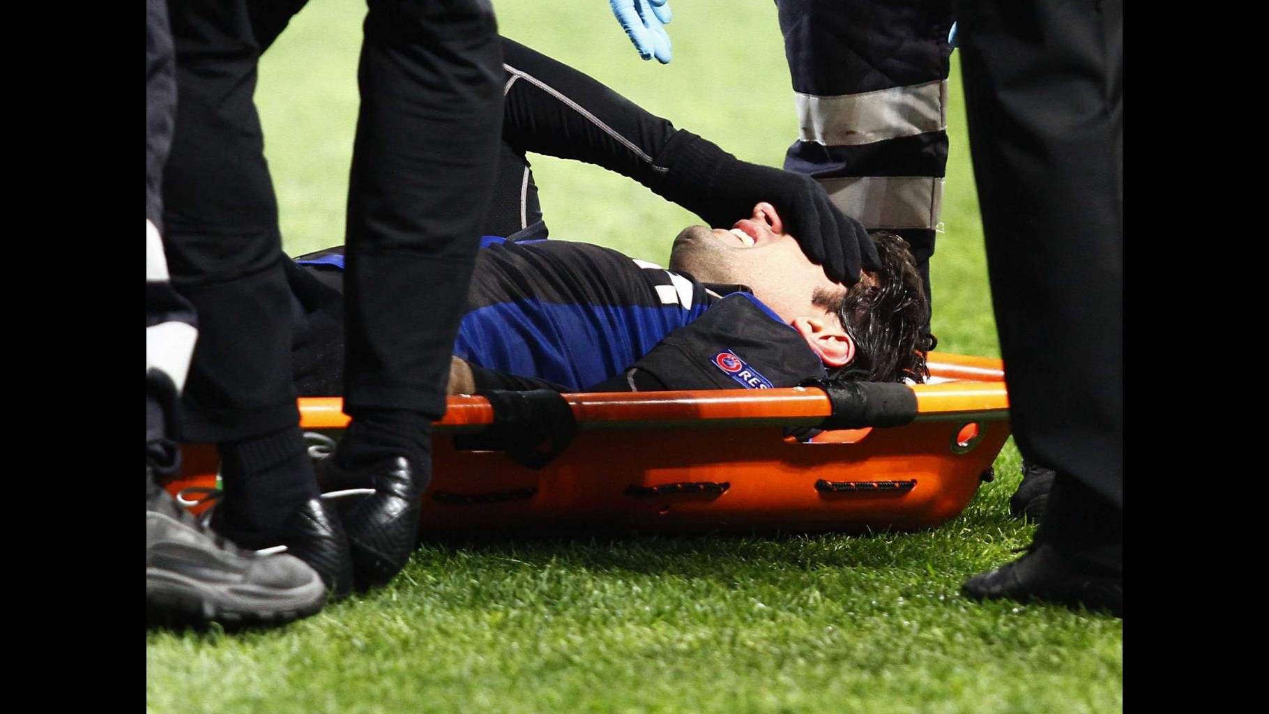 Inter, dramma Milito: Lesione al crociato e stagione finita