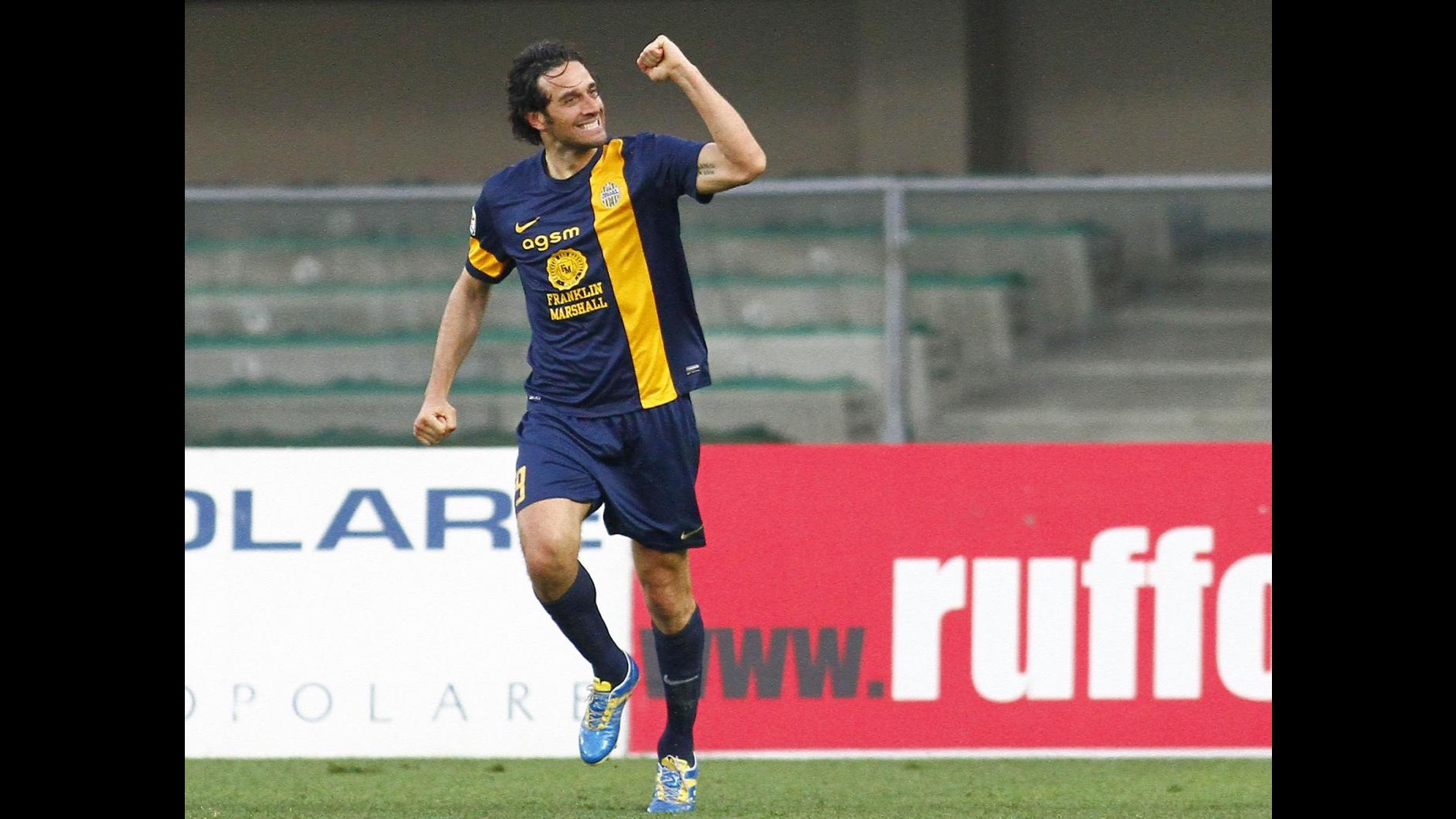 Serie A, l’Hellas vince il derby di Verona e inguaia il Chievo. Toni altro gol Mondiale