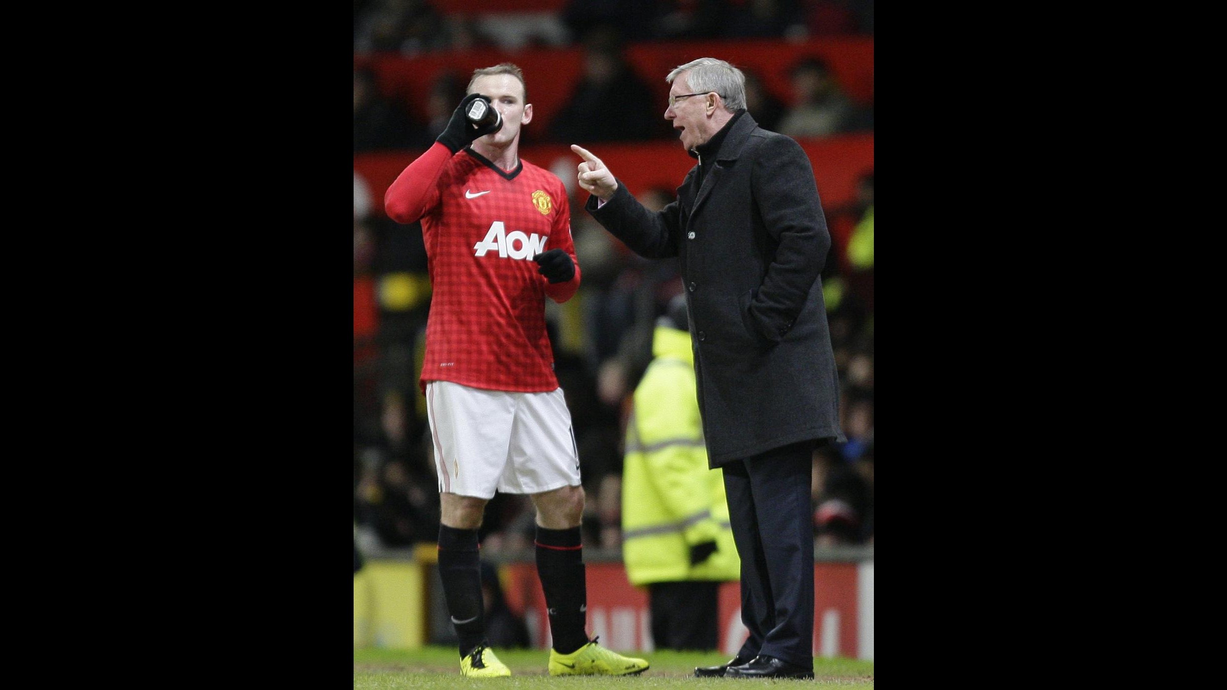 Ferguson gela il PSG: Rooney al Manchester Utd anche l’anno prossimo