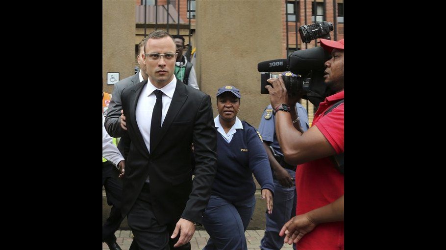 Pistorius, difesa: Primo testimone non Pistorius ma patologo Jan Botha