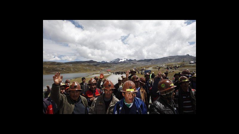 Bolivia, 2 morti in proteste minatori contro nuova legge