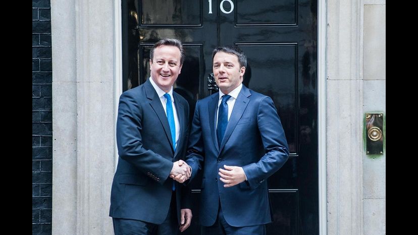 Lavoro, Renzi: Disoccupazione torni sotto il 10%Cameron: Sostengo il tuo impegno