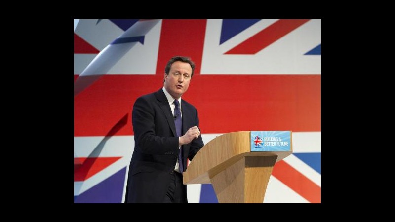 Regno Unito, Cameron: No a cambi rotta su austerity, economia migliora