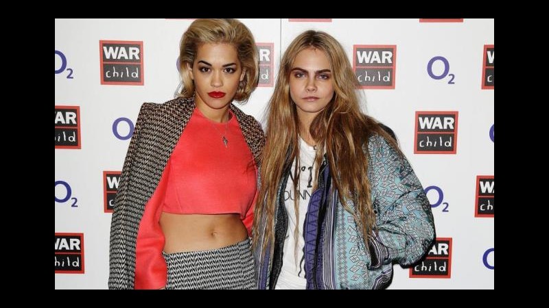 Rita Ora e Cara Delevingne dichiarano il loro amore su Twitter