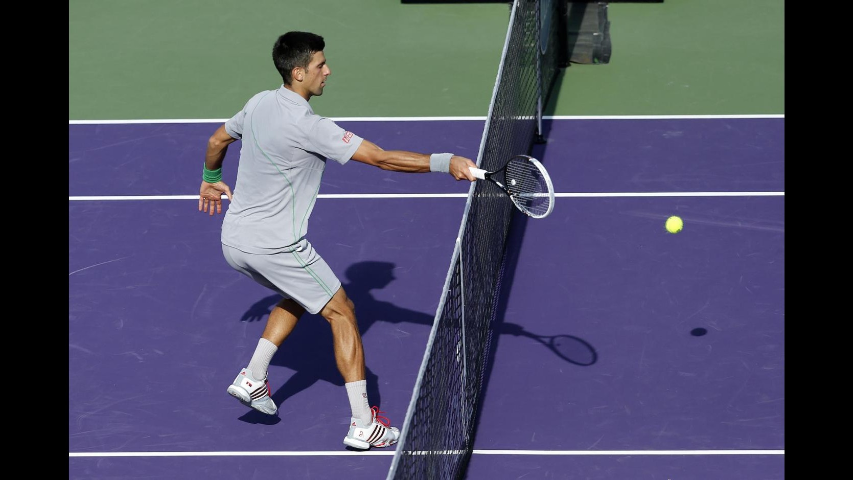 Tennis, Atp Miami: trionfa Djokovic, battuto in finale Nadal