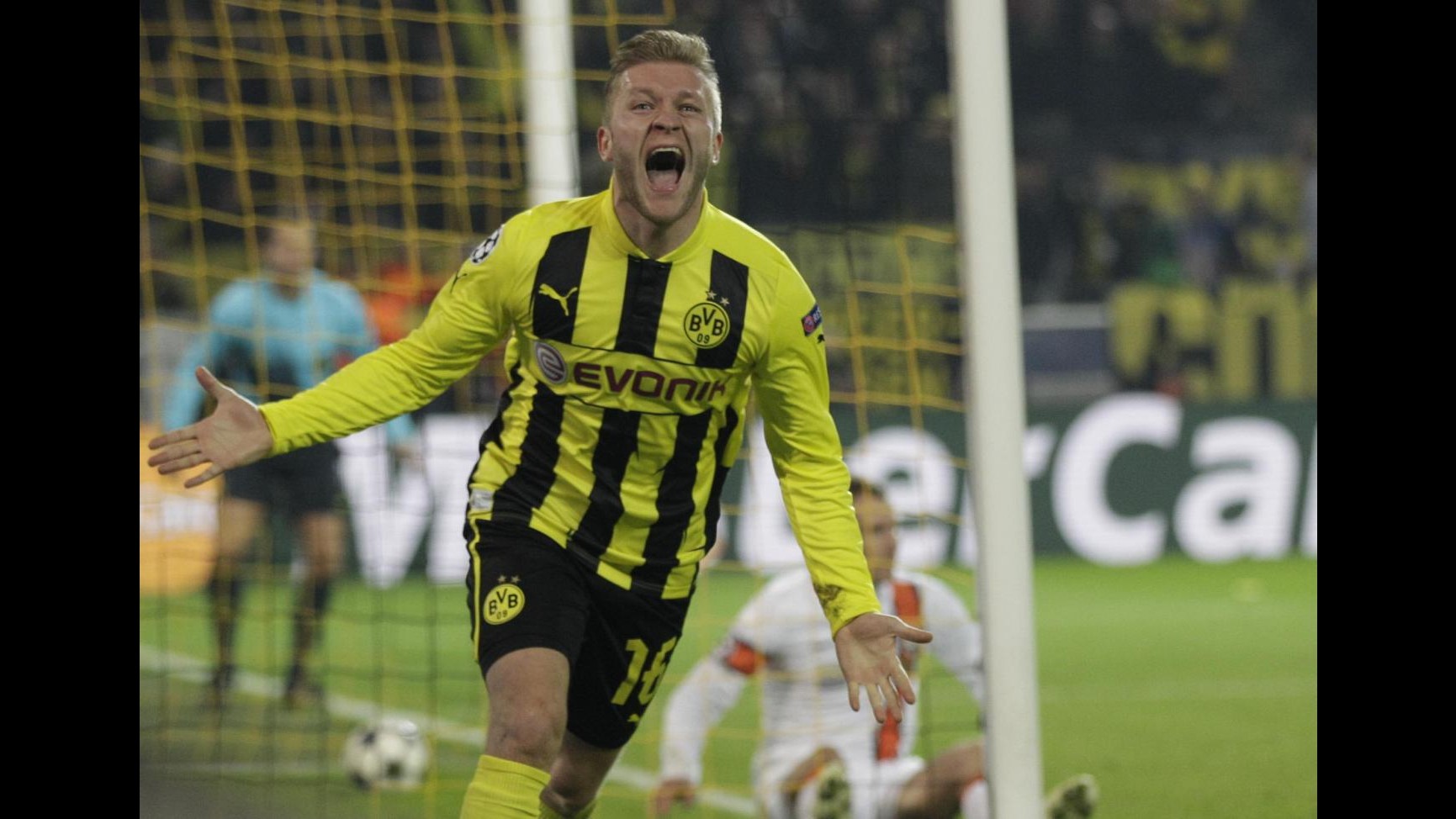 Champions League, Borussia Dortmund ai quarti, Shakhtar travolto 3-0