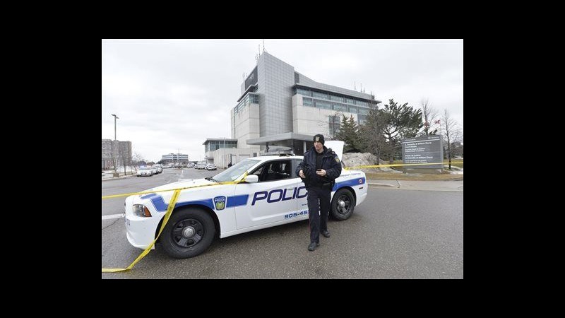 Canada, spari in tribunale vicino Toronto: un morto, un ferito