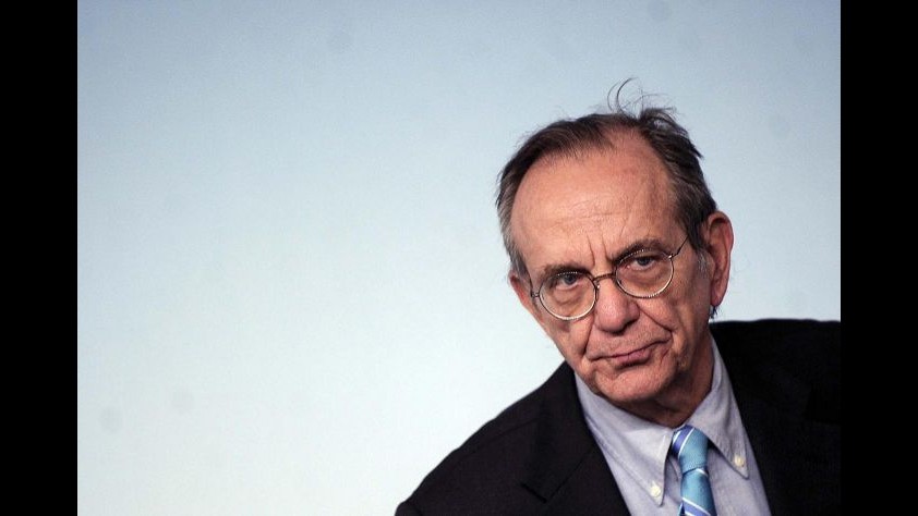 Crisi, Padoan: E’ ora di cambiare la direzione della politica economica dell’Ue