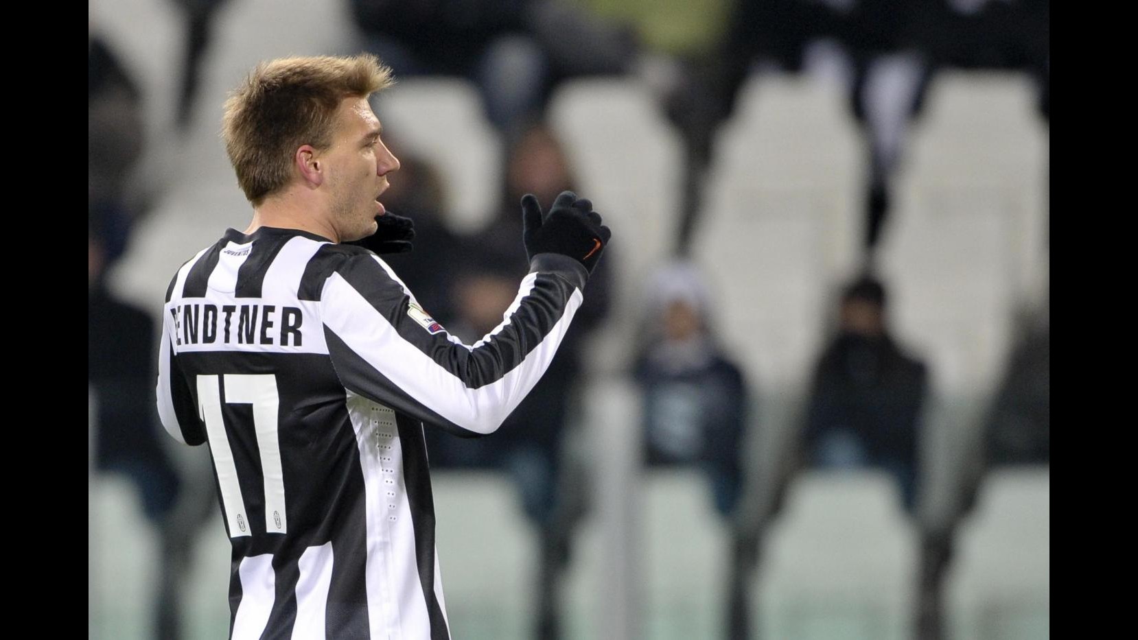 Federazione danese sospende Bendtner da nazionale per 6 mesi