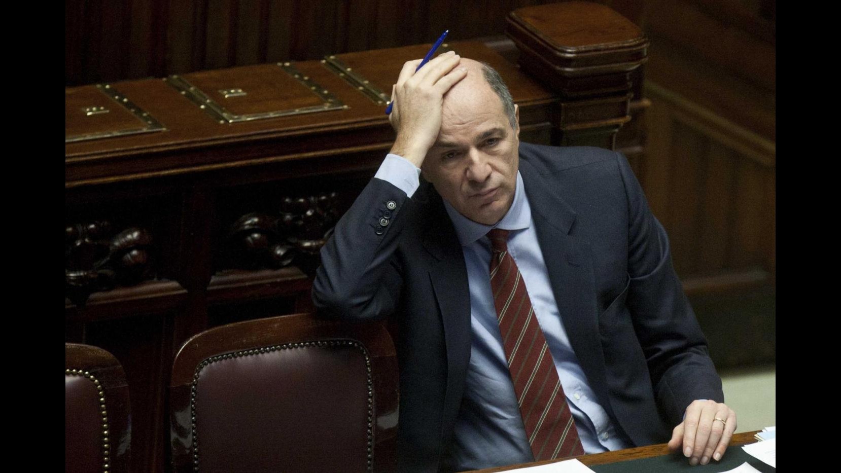 Governo, Grillo: Pd e Pdl ancora alleati, Passera prossimo premier