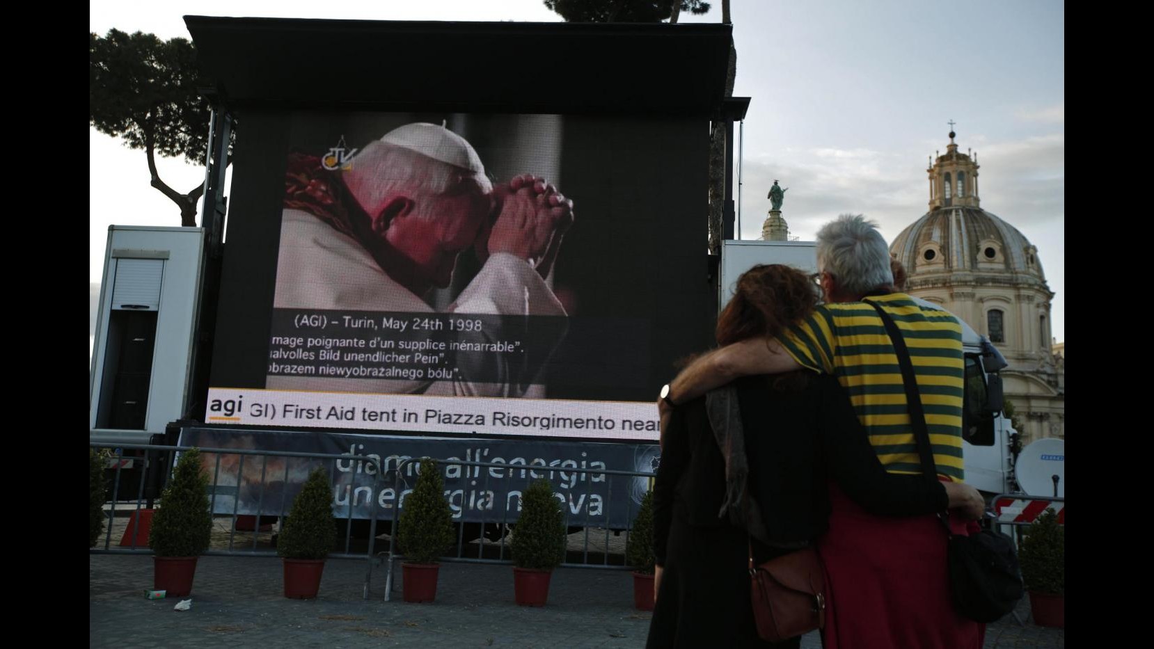 Canonizzazioni, 18 maxischermi in centro a Roma e diretta in 500 cinema nel mondo