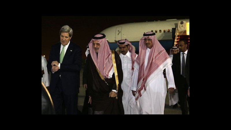 Arabia Saudita, Kerry vede leader Paesi Golfo, sul tavolo Siria e Iran