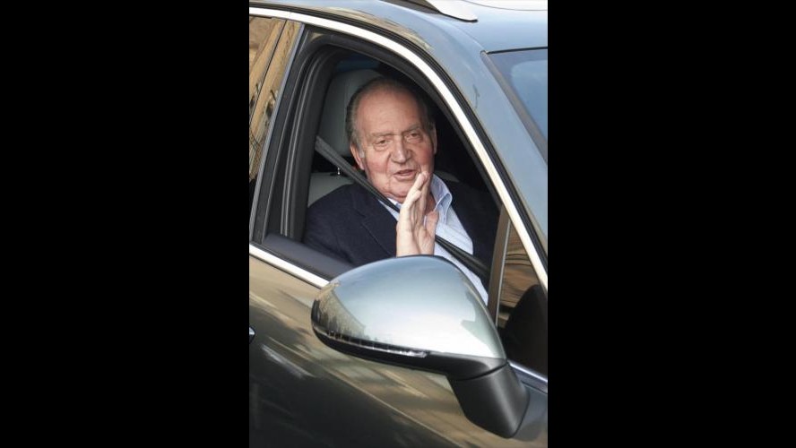 Spagna, re Juan Carlos operato con successo, 4° intervento in 12 mesi