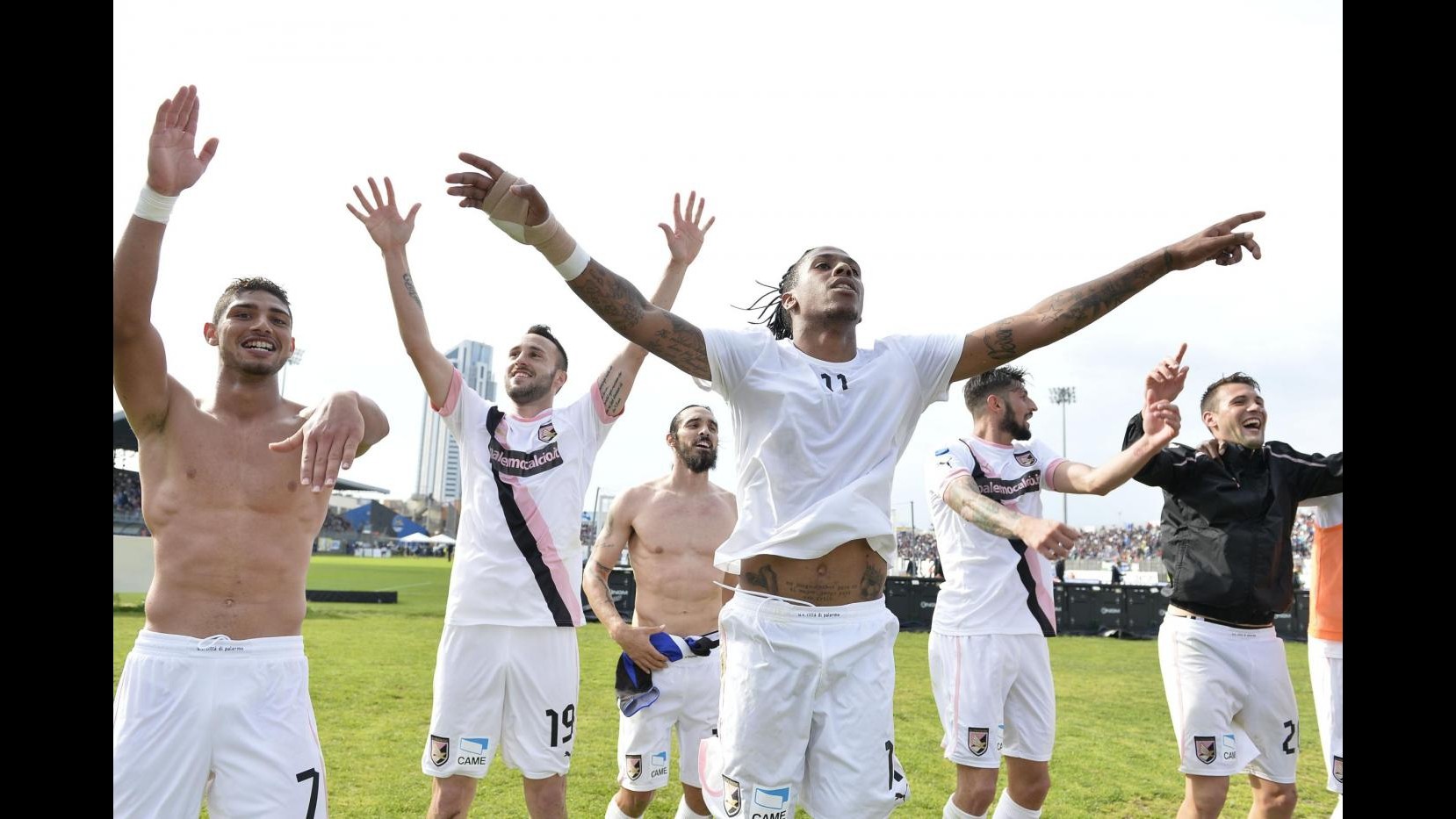 Serie B, vince Palermo: festa promozione solo rimandata. Juve Stabia in Lega Pro