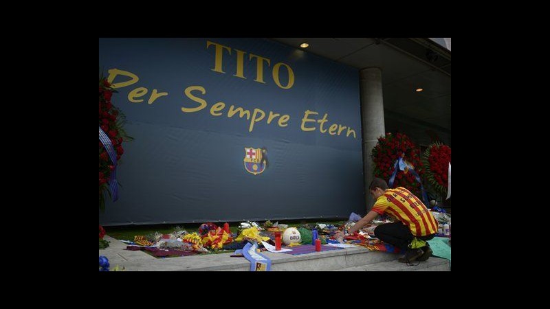 L’ultimo saluto del Barcellona a Tito Vilanova, Guardiola: Dolore mi accompagnerà sempre