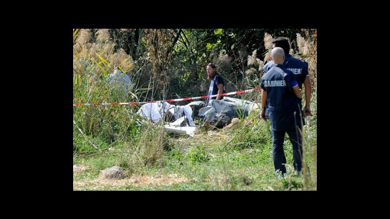 Precipita velivolo nel bergamasco, morto il pilota 73enne