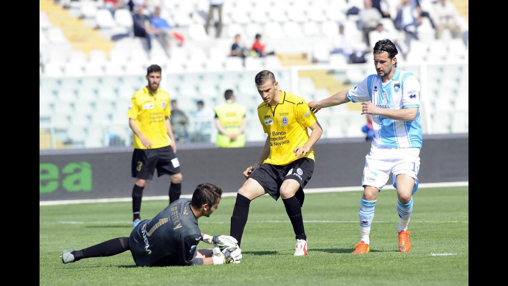 Serie B, Pescara-Novara a reti inviolate. Scoppiettante 3-3 tra Modena e Ternana