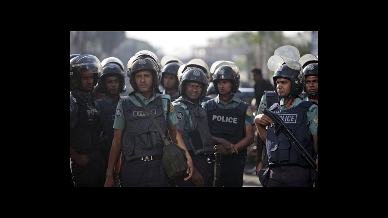 Bangladesh, ancora scontri e vittime dopo condanna leader islamico