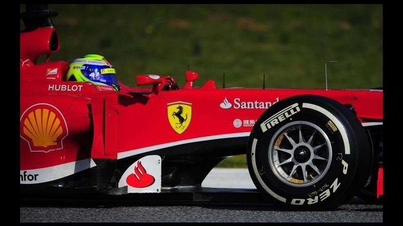 F1, test Barcellona: Hamilton davanti a Massa al pomeriggio