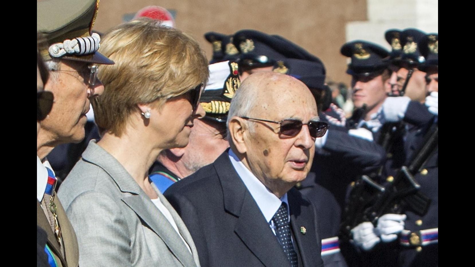 Napolitano: Marò rendono onore alla Patria