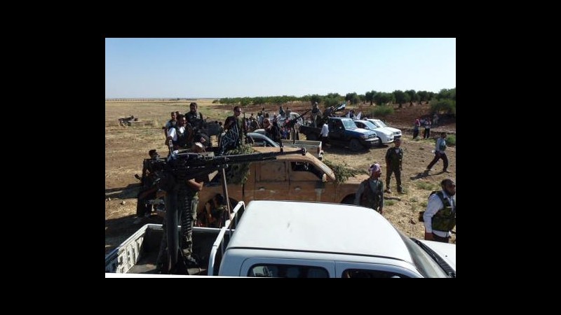 Siria, Londra lancia campagna contro partenze di giovani per combattere