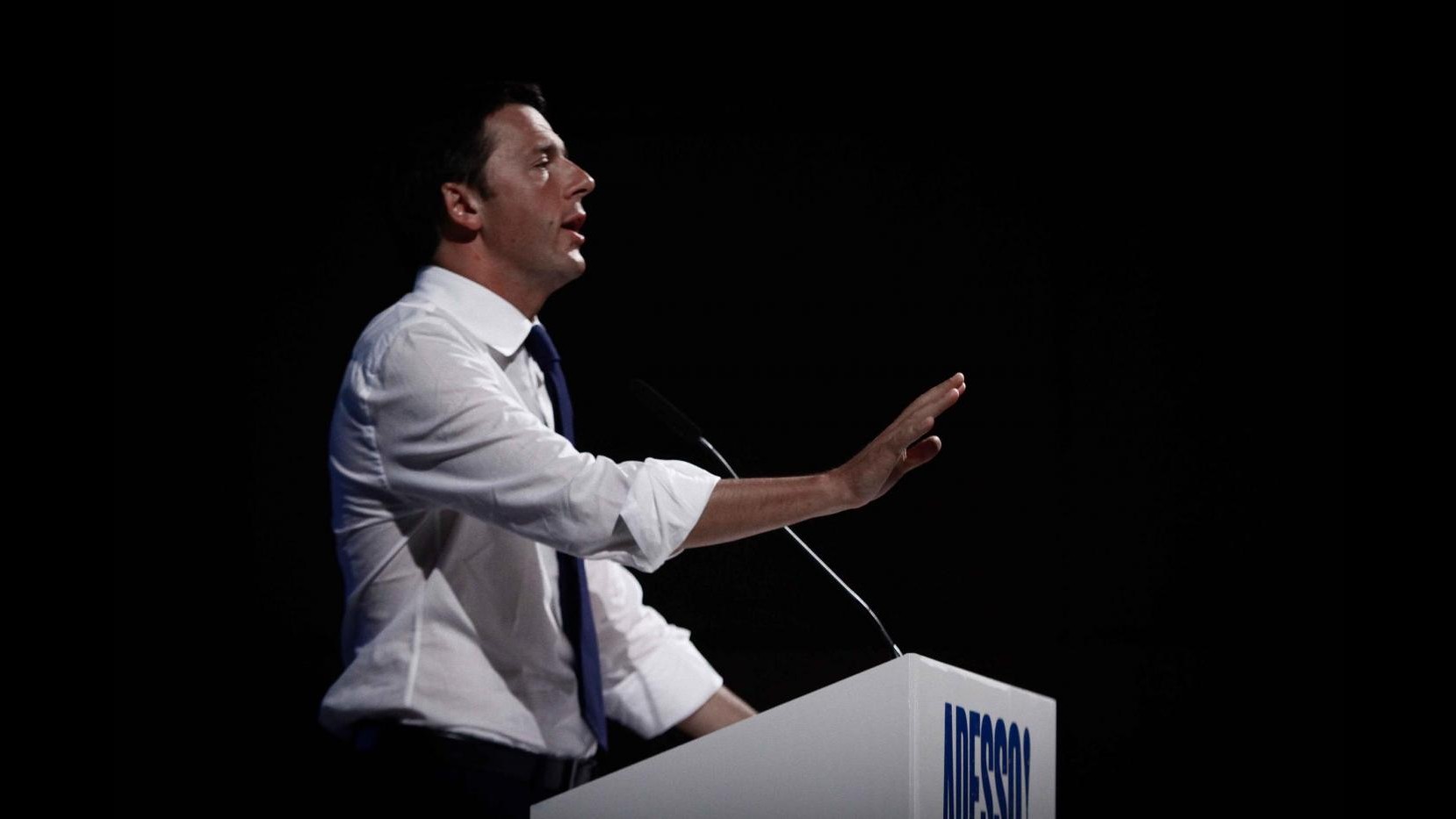 Renzi: Non pugnalo Bersani alle spalle, Grillo non va rincorso