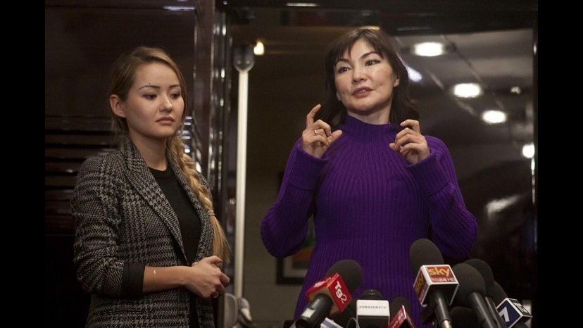 Shalabayeva: Ringrazio Emma Bonino. Il regime ci sorvegliava 24 ore su 24