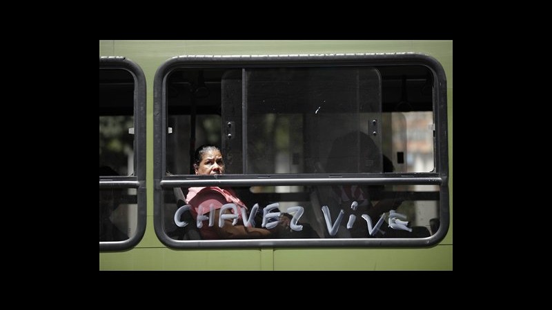 Venezuela, vice presidente: Chavez sta lottando per la vita