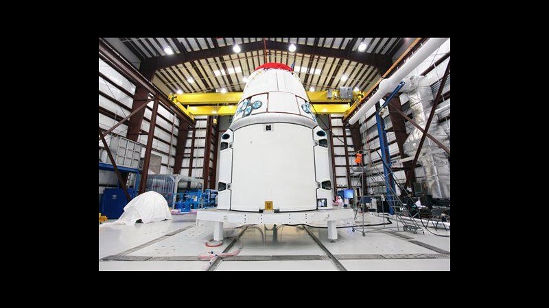 Spazio, domani lancio capsula Dragon, rifornirà Stazione spaziale