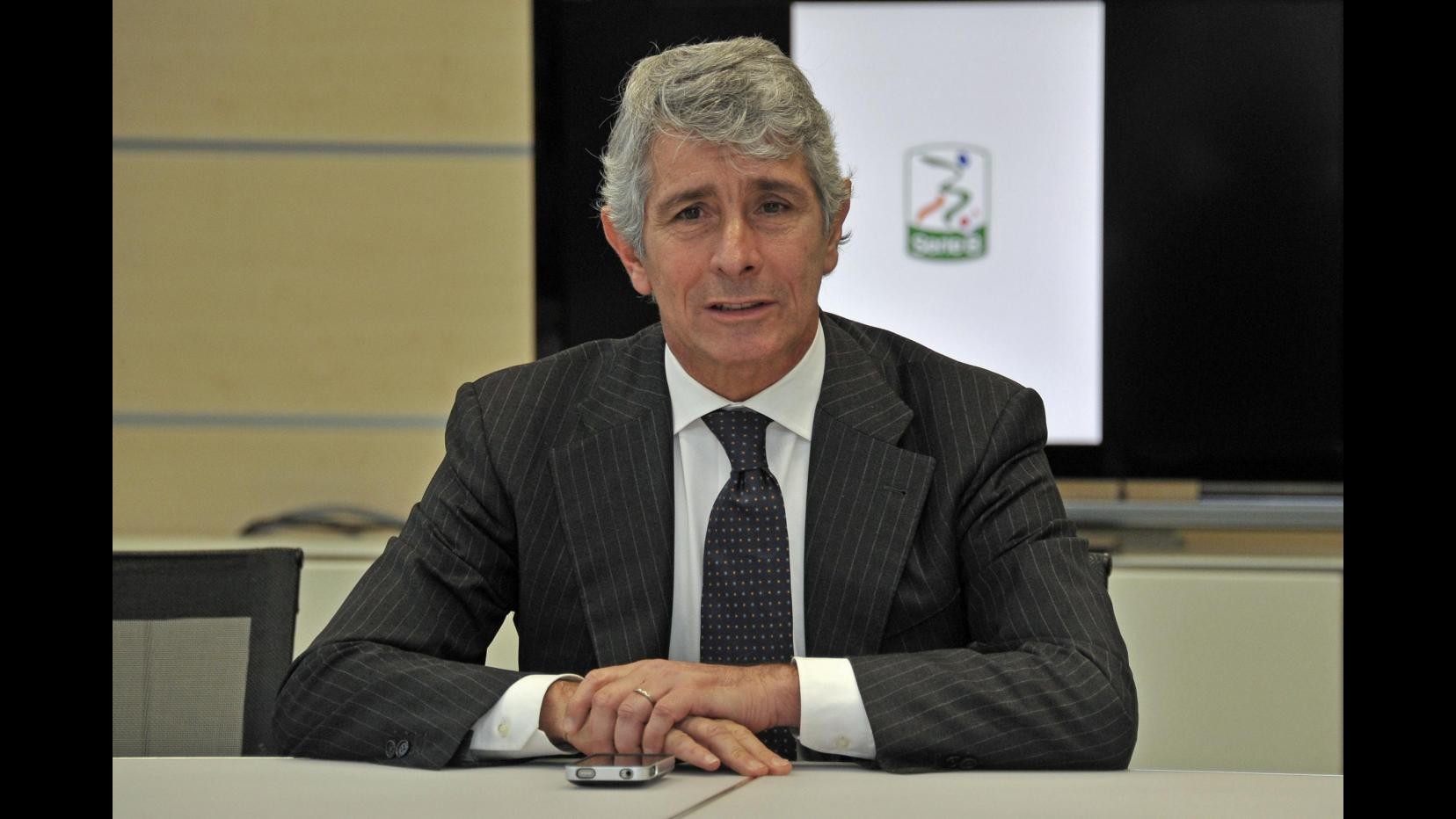 Abodi cambia la Serie B: salary cap e riforma campionato