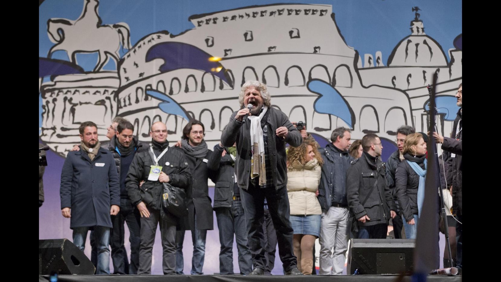 Elezioni, Grillo: Pd e Pdl votino governo M5S se vogliono stabilità