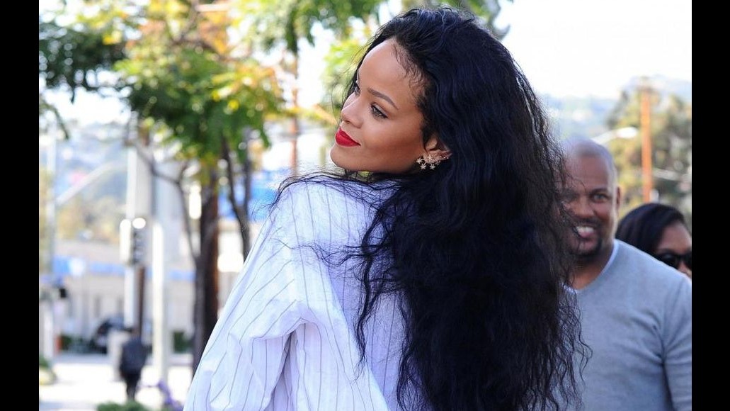 Rihanna, spese pazze per bebè riaccendono voci su gravidanza