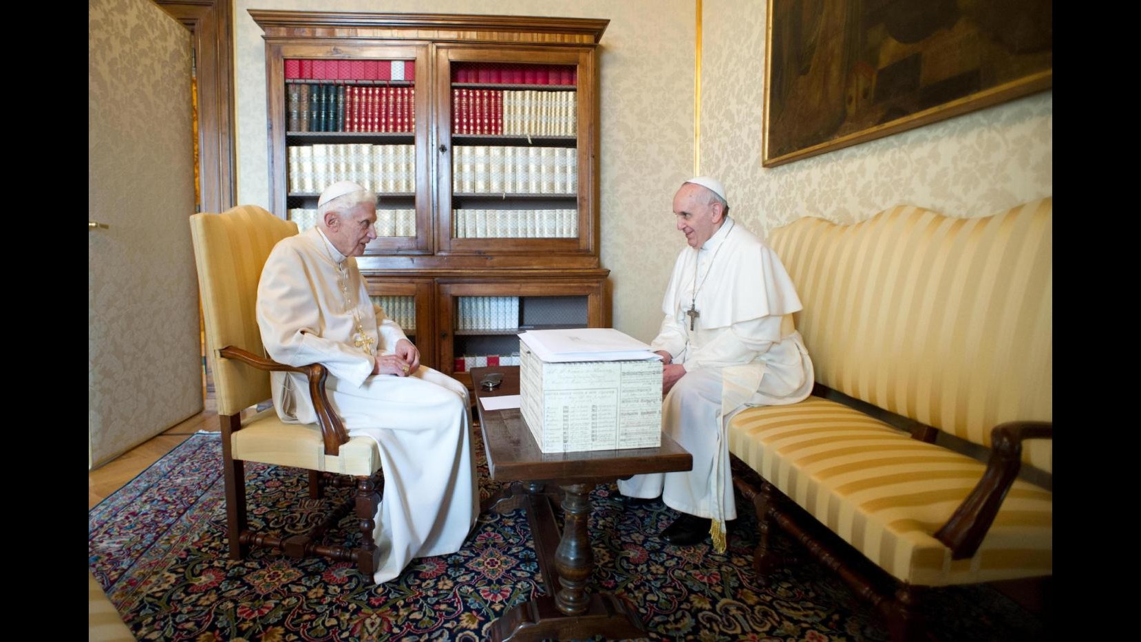Canonizzazioni, Ratzinger parteciperà alla cerimonia in Vaticano