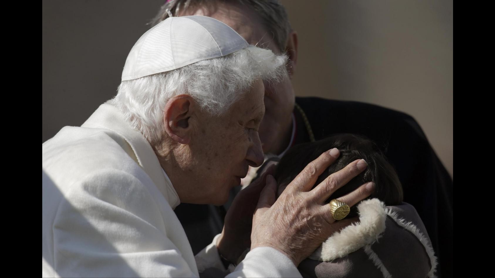 Benedetto XVI: Da stasera non sarò più Papa ma semplice pellegrino