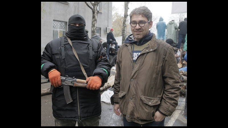 Ucraina, filorussi Donetsk confermano: Tratteniamo giornalista Usa