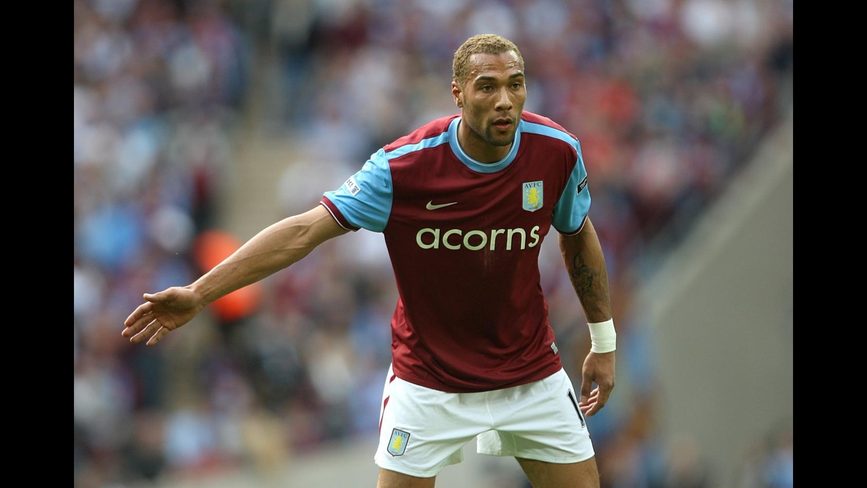 Niente Inter per John Carew, norvegese non supera i test fisici
