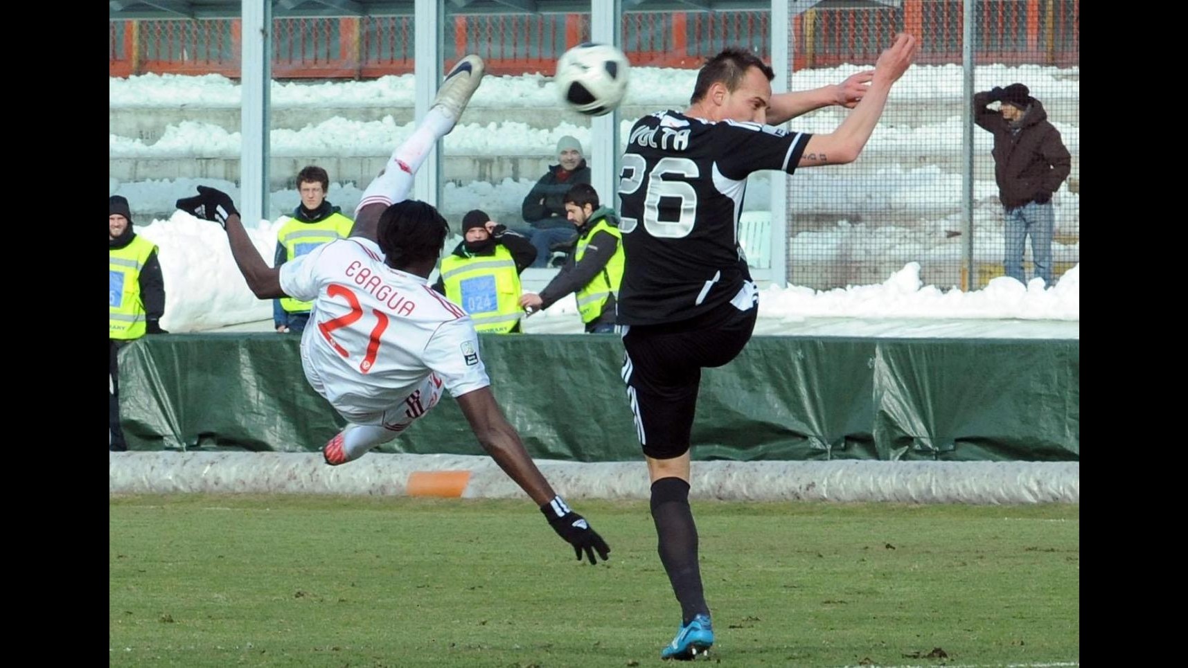 Serie B, Varese-Cesena 3-2: decide Troest nel finale