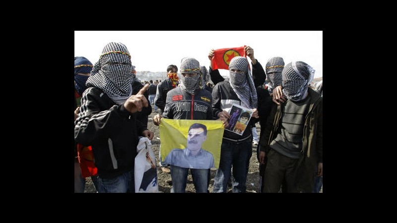 Turchia, Ocalan propone cessate fuoco e ritiro militanti Pkk
