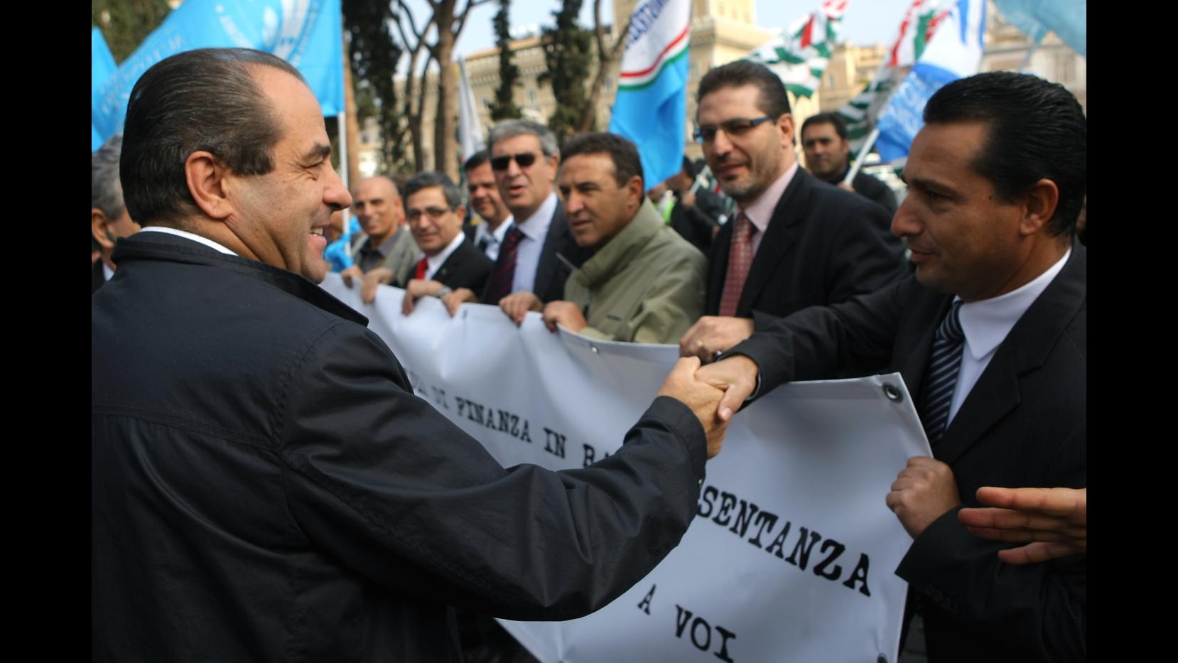 Elezioni, dimissioni irrevocabili Di Pietro dalla presidenza dell’Idv