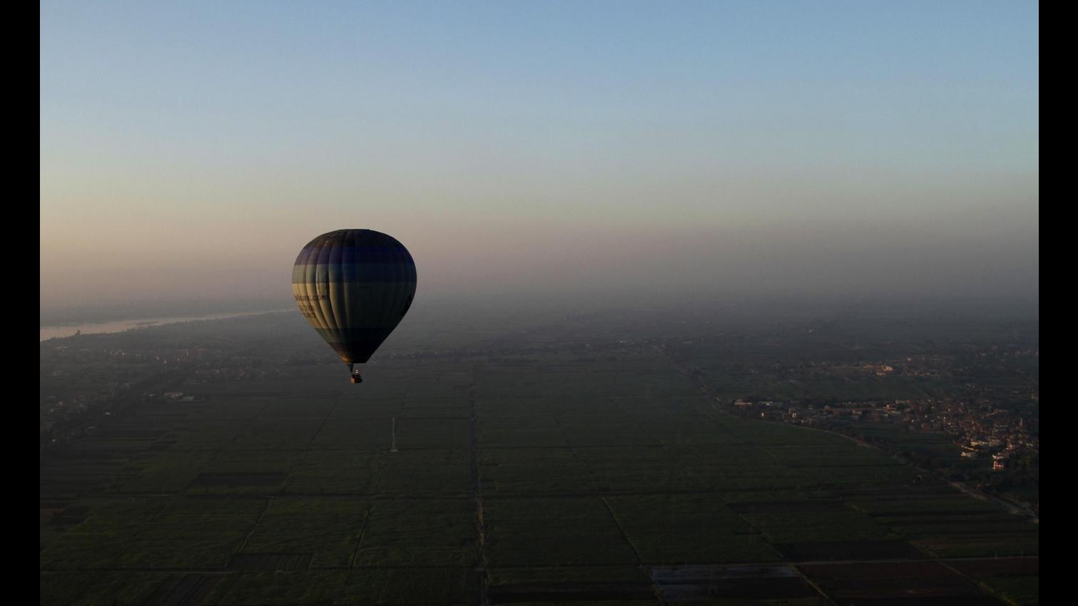 Egitto, mongolfiera si schianta a Luxor: morti 19 turisti stranieri