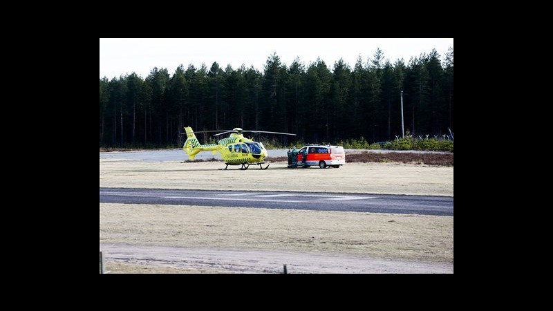 Finlandia, precipita aereo di paracadutisti: otto morti