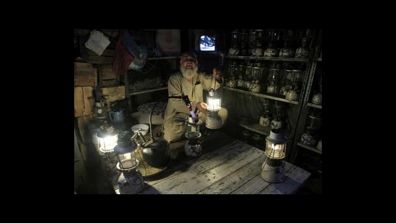 Blackout in Pakistan: intero Paese al buio per due ore