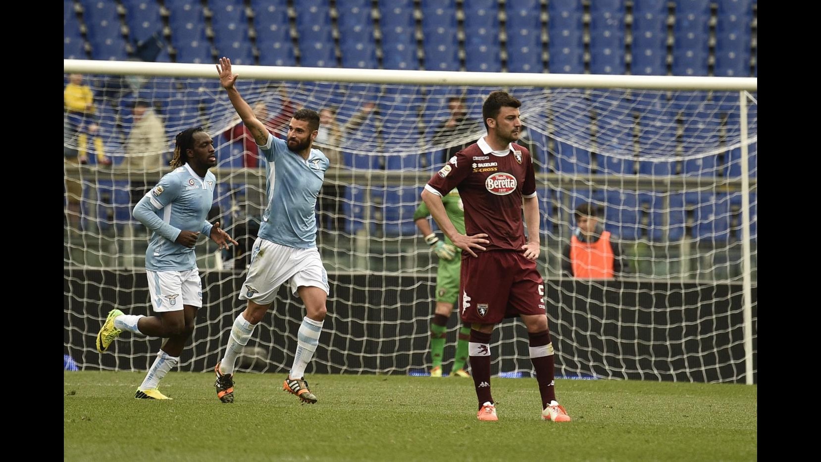 Serie A, gol ed emozioni all’Olimpico: Lazio-Torino 3-3, Candreva beffa i granata