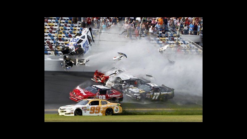 Motori, 33 gli spettatori feriti per incidente in gara Nascar Daytona